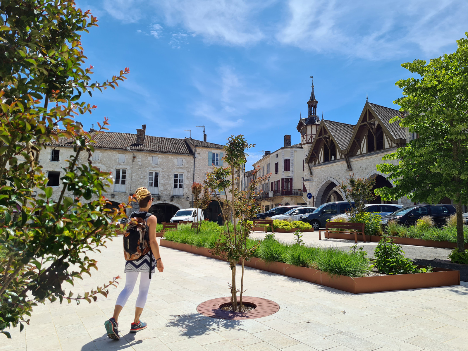 The visit of the bastide of Castillonnès