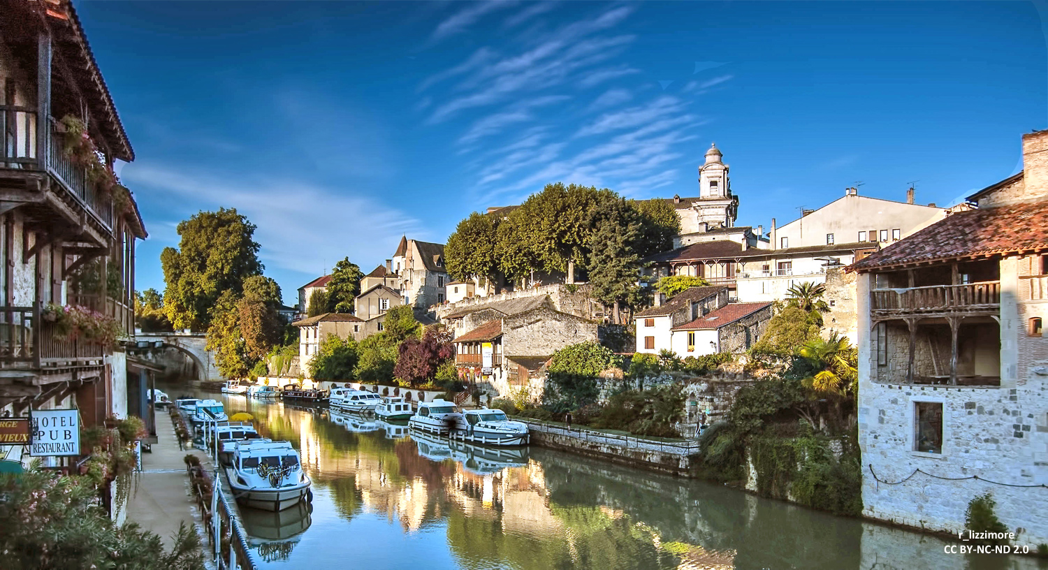 Take a boat trip in Lot-et-Garonne